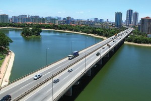 Hạ tầng giao thông là vấn đề mang tính then chốt để tạo nên liên kết vùng. Ảnh: Dũng Minh