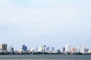 Quận Tây Hồ, Hà Nội là nơi tập trung nhiều căn hộ dịch vụ do người dân tự 
khai thác. Ảnh: Thanh Huyền