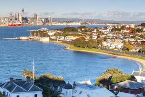 New Zealand cấm người nước ngoài mua nhà