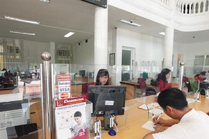 Theo ước tính, tới cuối năm 2020, các ngân hàng phải tăng vốn tự có gấp 1,8 - 2 lần so với thời điểm hiện tại mới có thể đáp ứng quy định của Basel II