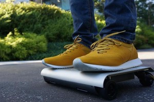 Xe điện chỉ nhỏ bằng một chiếc laptop