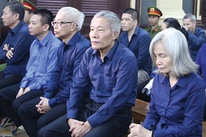 Các bị cáo tại phiên tòa