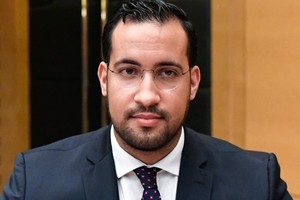 Alexandre Benalla, cựu vệ sĩ của Tổng thống Pháp Emmanuel Macron. Ảnh: AFP.