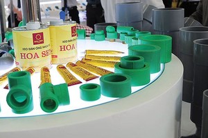 Ban lãnh đạo Hoa Sen (HSG) đưa 3 lý do khiến tập đoàn này “trượt dốc”