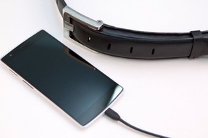 Pin sạc kiêm dây thắt lưng tiện dụng