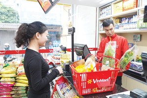 Mới đây, VinMart+ đã đạt con số 1.700 cửa hàng nhằm đáp ứng nhu cầu mua sắm Tết của người dân.