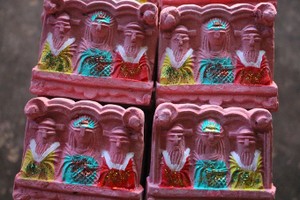 Làng nặn tượng ông Táo ở Thừa Thiên Huế