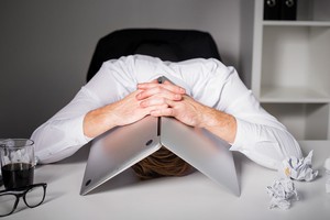 Cạnh tranh bằng nhân hiệu