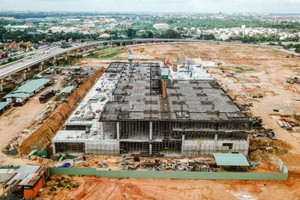 Dự án Bến xe Miền Đông mới đang được xây dựng.