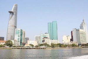 Thị trường bất động sản cao cấp TP.HCM tìm hướng bán cho khách ngoại. 