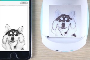 Máy in nhiệt Wifi kiêm máy nhắn tin cầm tay, chỉ mất vài giây để cho ra một bực ảnh