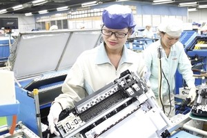 Vốn đầu tư nước ngoài vào Việt Nam tiếp tục lập kỷ lục
