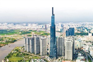 Vincom Center Landmart 81 - toà nhà cao nhất Việt Nam do Conteccons cùng với Vingroup xây nên vì niềm tự hào và kiêu hãnh dân tộc. Ảnh: Lê Toàn