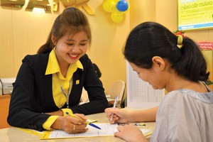 Nhiều ngân hàng hiện này đều có gói vay mua nhà cho khách hàng. Ảnh: Lê Toàn 