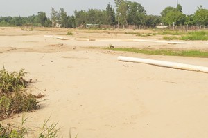 Nhiều dự án chưa san lấp mặt bằng xong đã rao bán 