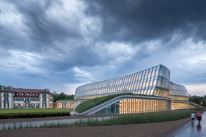 Olympic House: Ca ngợi mọi chuyển động