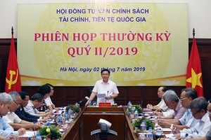 Phó Thủ tướng Vương Đình Huệ phát biểu tại phiên họp (Ảnh: VGP)