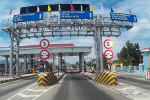 Trạm thu phí BOT Cam Thịnh trên Quốc lộ 1