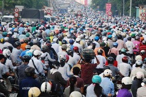 Dân số Việt Nam vượt 96 triệu người, xếp thứ 15 thế giới