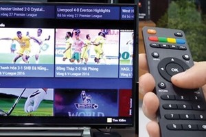 Truyền hình trả tiền sụt giảm doanh thu vì bị cạnh tranh gay gắt với truyền hình qua Internet. Ảnh: Đức Thanh