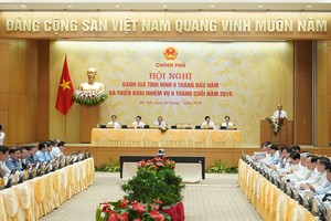 Phiên họp Chính phủ thường kỳ trực tuyến với các địa phương