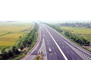 Các nhà đầu tư nước ngoài rất quan tâm đến các dự án PPP trong lĩnh vực giao thông. Trong ảnh: Cao tốc Hà Nội - Hải Phòng.