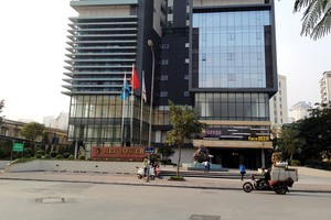 Mâu thuẫn bùng phát tại Hei Tower