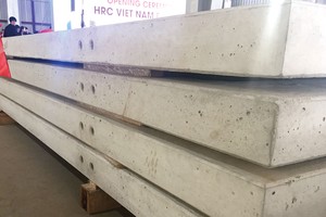 Nhìn có vẻ nhiều lợi thế, nhưng tấm tường bê tông được đánh giá khó đánh bại được gạch nung truyền thống. Ảnh: Nhất Nam