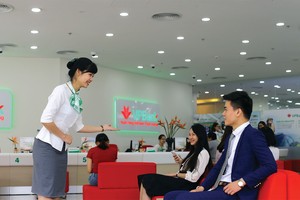 Ngân hàng “xoay” vốn không chỉ cho lâu dài, mà cả trước mắt