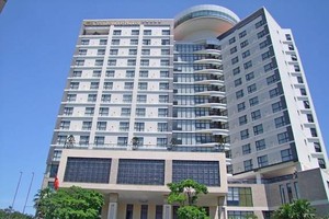 Khách sạn 5 sao Cendeluxe có địa chỉ tại số 2 đường Hải Dương, thành phố Tuy Hòa. Ảnh: T.T.