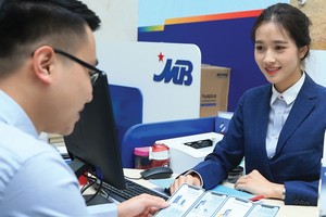 Bancassurance đã là “kép chính” của mảng dịch vụ ngân hàng