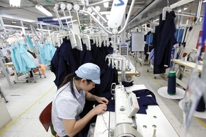 Từ đầu năm đến nay, ngành dệt may không tăng trưởng đột biến như dự báo. Ảnh: Đức Thanh