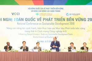 Sự kiện do Hội đồng quốc gia về Phát triển bền vững và nâng cao năng lực cạnh tranh phối hợp với Phòng Thương mại và Công nghiệp Việt Nam (VCCI), Ngân hàng Thế giới tổ chức, với sự tham gia chỉ đạo của lãnh đạo Chính phủ, đại diện lãnh đạo các bộ, ngành, địa phương, các hiệp hội và cộng đồng doanh nghiệp.