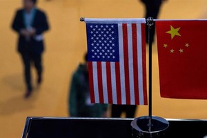 Kể từ thất bại trong đàm phán thương mại hồi tháng 5, hai bên đều đã thất hứa và công khai những lời lẽ ăn miếng trả miếng. Ảnh: AFP