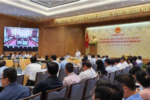 Hội nghị trực tuyến toàn quốc về thúc đẩy phân bổ và giải ngân vốn đầu tư công năm 2019 diễn ra sáng nay, 26/9, dưới sự chủ trì của Thủ tướng Chính phủ Nguyễn Xuân Phúc