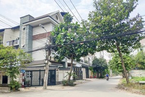 Khu phố “đại gia” vẫn chưa có sổ đỏ, dù đã an cư hơn chục năm.