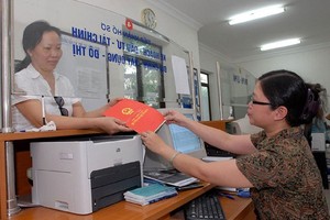 Hộ nghèo được ghi nợ tiền sử dụng đất tái định cư khi Nhà nước thu hồi đất