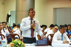 Ông Cao Tiến Dũng, Chủ tịch UBND tỉnh Đồng Nai cho biết 3 dự án hạ tầng trọng điểm sẽ được triển khai nhanh. Khi các dự án hạ tầng giao thông được đưa vào khai thác, Đồng Nai sẽ quy hoạch các khu vực hai bên đường làm dự án đô thị nhằm khai thác hiệu quả cao nhất quỹ đất, tăng thu cho ngân sách địa phương, tạo nguồn đầu tư các công trình hạ tầng giao thông khác.