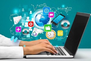 Nền kinh tế số tại Việt Nam ngày càng phình to, bao gồm các lĩnh vực thương mại điện tử, du lịch trực tuyến, truyền thông trực tuyến, và gọi xe công nghệ...