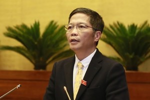 Chặn hàng hóa nước ngoài đội lốt xuất xứ Việt Nam