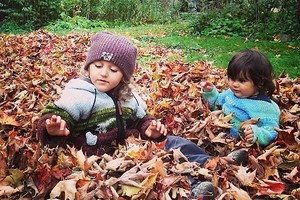 Sai lầm khi dạy con nhường đồ chơi cho bạn