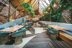 Nhà hàng Ello Mộc mạc, thi vị