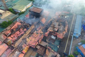 Việc di dời các cơ sở công nghiệp trong nội đô còn gặp nhiều khó khăn