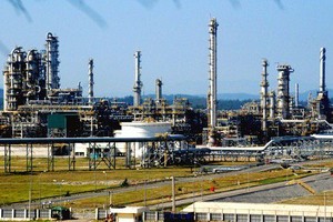 Ước tính, Lọc hóa dầu Nghi Sơn đã đáp ứng khoảng 33% nhu cầu ngày càng tăng của Việt Nam về nhiên liệu trong nước.
