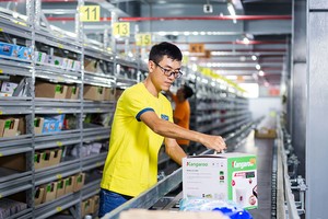 Thị trường chuyển phát năm 2020: “Cuộc chiến” giành đơn hàng thương mại điện tử.
