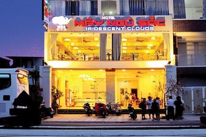 Ba khách sạn ở Nha Trang tự ý xây vượt 76 phòng