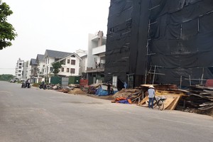 Sai phạm trật tự xây dựng xảy ra tại hầu hết các quận, huyện trên địa bàn TP. Hà Nội, từ dự án lớn tới các công trình dân sinh