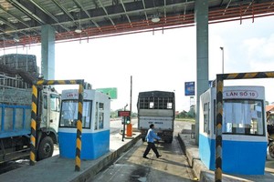 Trạm thu phí tại tuyến cao tốc TP.HCM - Trung Lương. Ảnh: Đức Thanh
