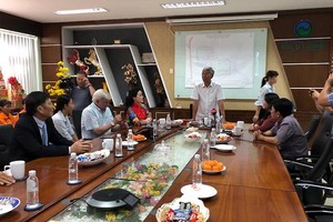 Ông Võ Văn Hoan, Phó Chủ tịch UBND thăm và chúc tết lãnh đạo, chuyên gia và công nhân VWS