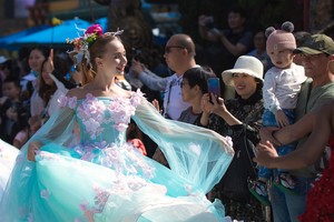 Đà Nẵng đón Tết rực rỡ với hơn triệu bông tulip trên đỉnh Bà Nà